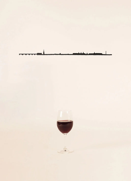 The Line Bordeaux : Silhouette de ville noire en acier de 50cm