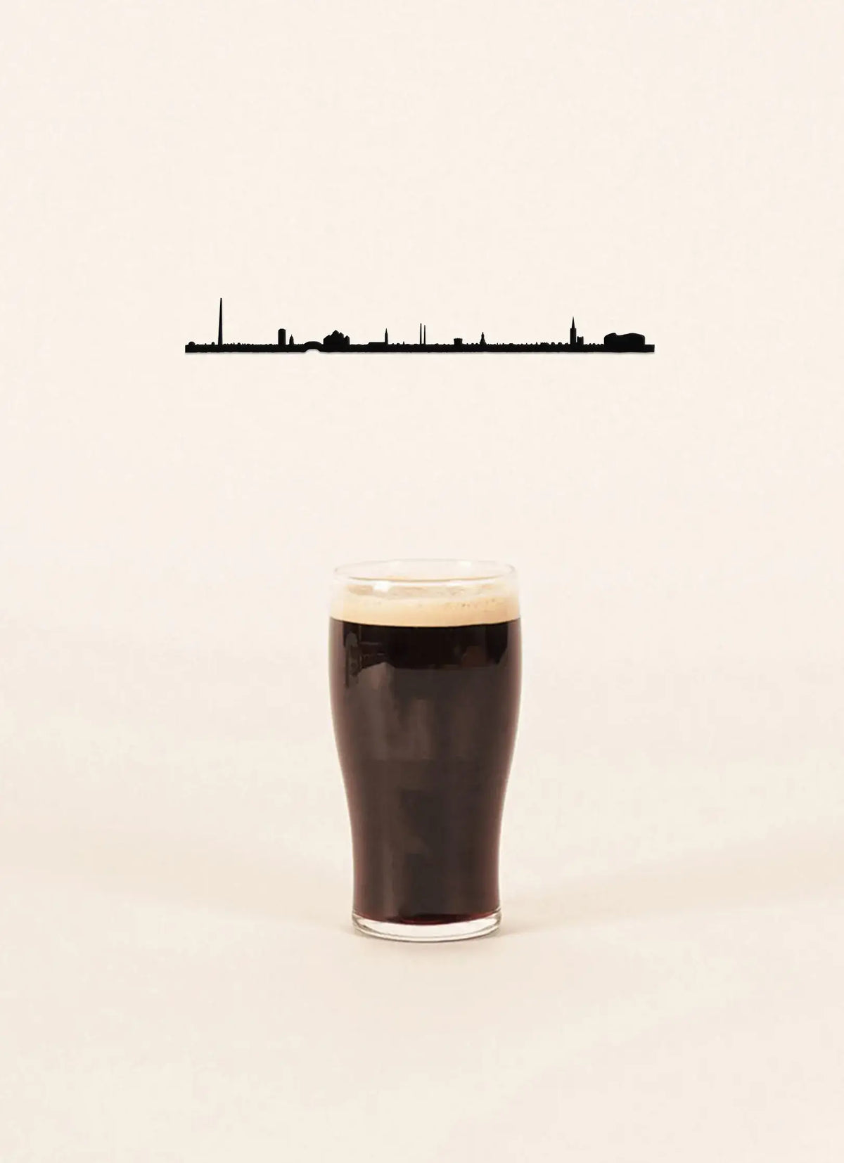 Mini Line Dublin : silhouette en acier noir de la ville par The Line