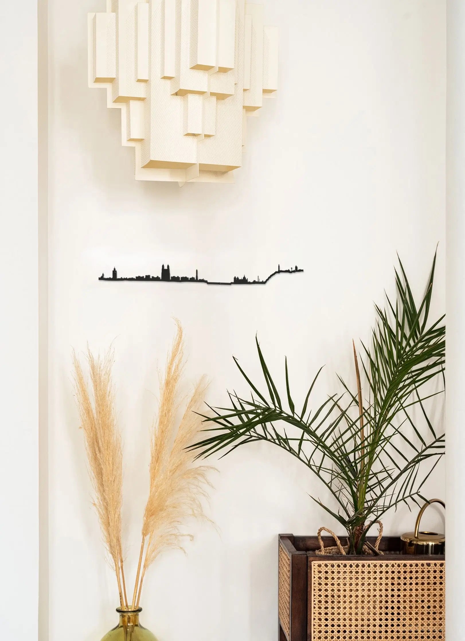 Silhouette murale de Tunis accroché dans une pièce de vie