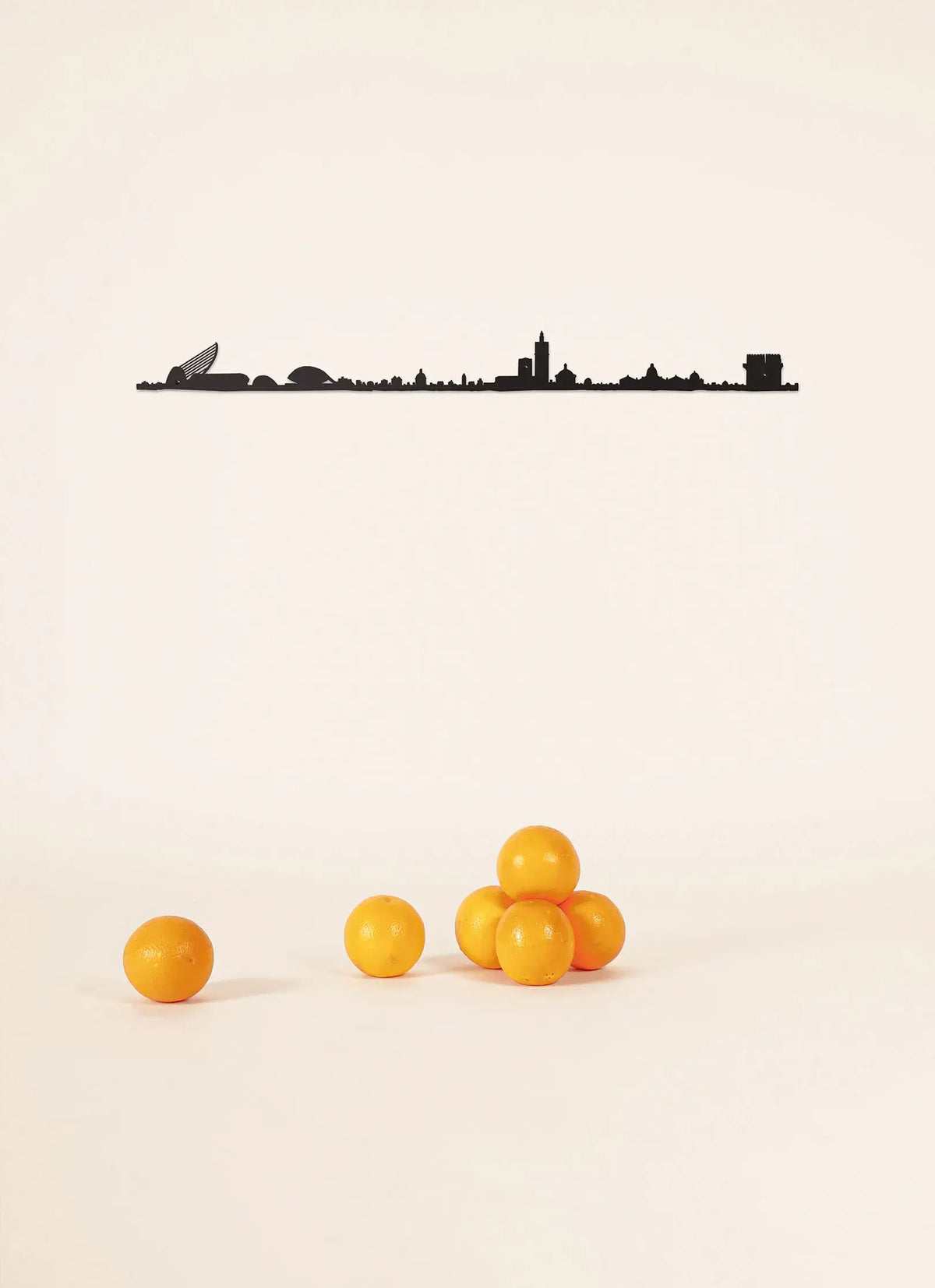 The Line Valence en acier noir de 50 cm