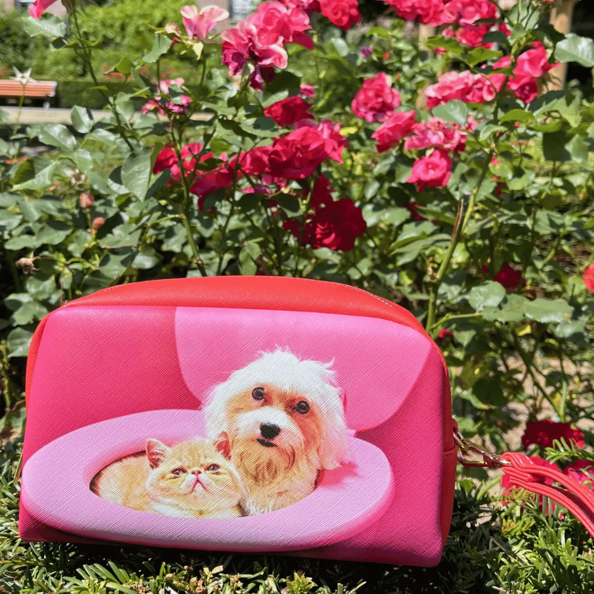 Trousse de toilette BFF dans un parc