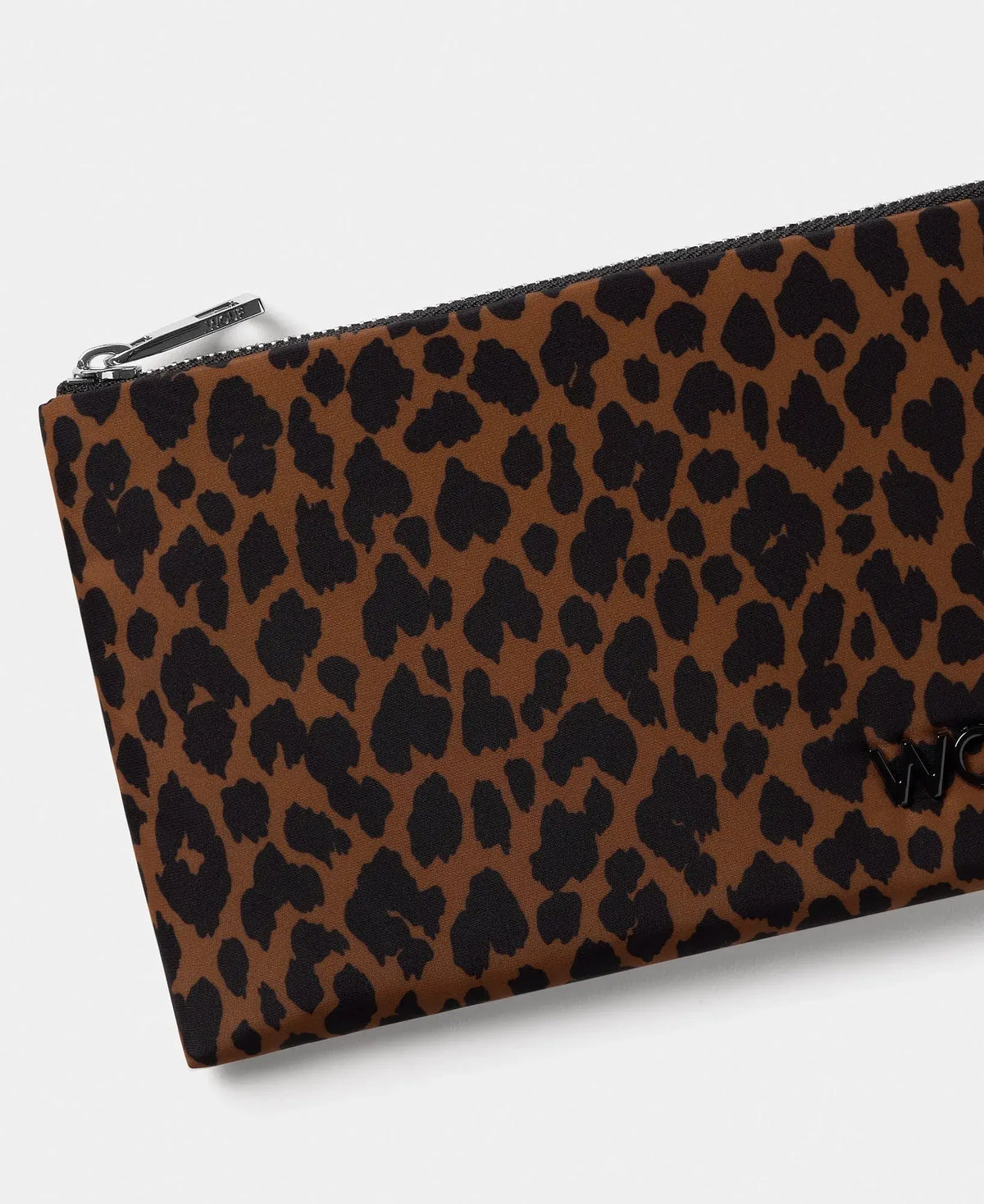 Zoom sur la pochette Leo