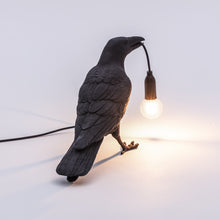 Charger l&#39;image dans la galerie, Waiting Bird  - Lampe à Poser Corbeau Noir
