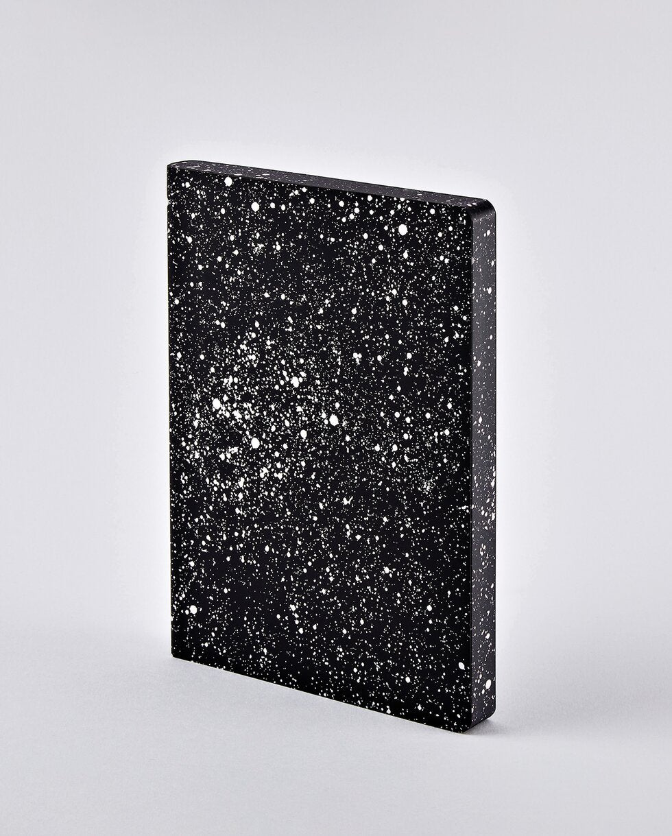 Petit carnet Milky Way par Nuuna - Couverture noire constellée de blanc