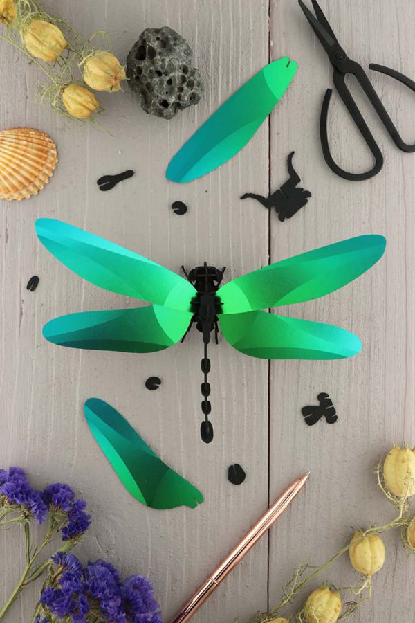 LIETEX libellule en verre Mini Art la libellule, figurine libellule réaliste, ornement libellule modèle animal libellule simulation PVC pour ferme jardin LIETEX libellule en verre Mini Art la libellule, figurine libellule réaliste, ornement libellule modèle animal libellule simulation PVC pour ferme jardin