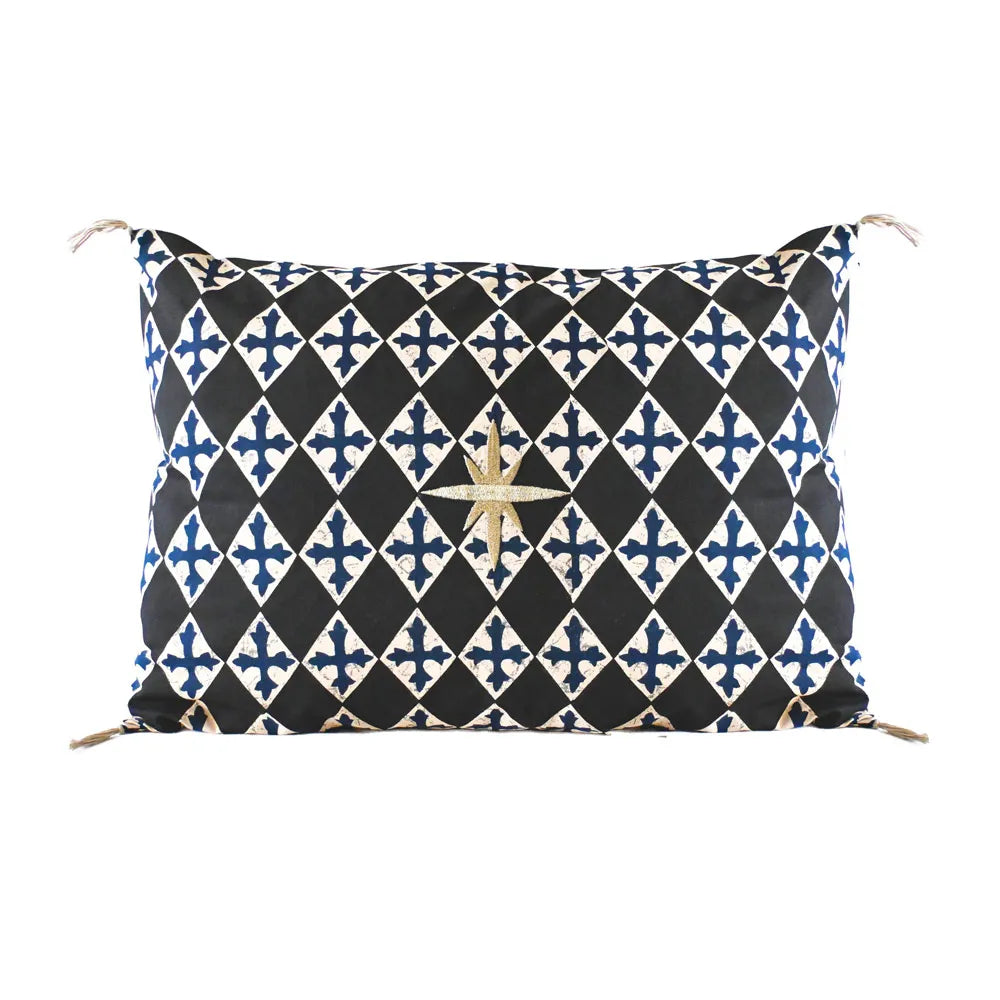 Chapelle Bleu Nuit 60x40 - Housse de Coussin en coton brodée - Boncoeurs