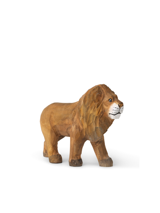 Lion, sculpté et peint à la main par Ferm Living