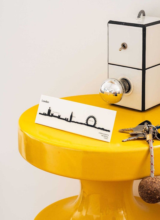 The Line Mini Londres - Silhouette en acier sur support cartonné - The Line