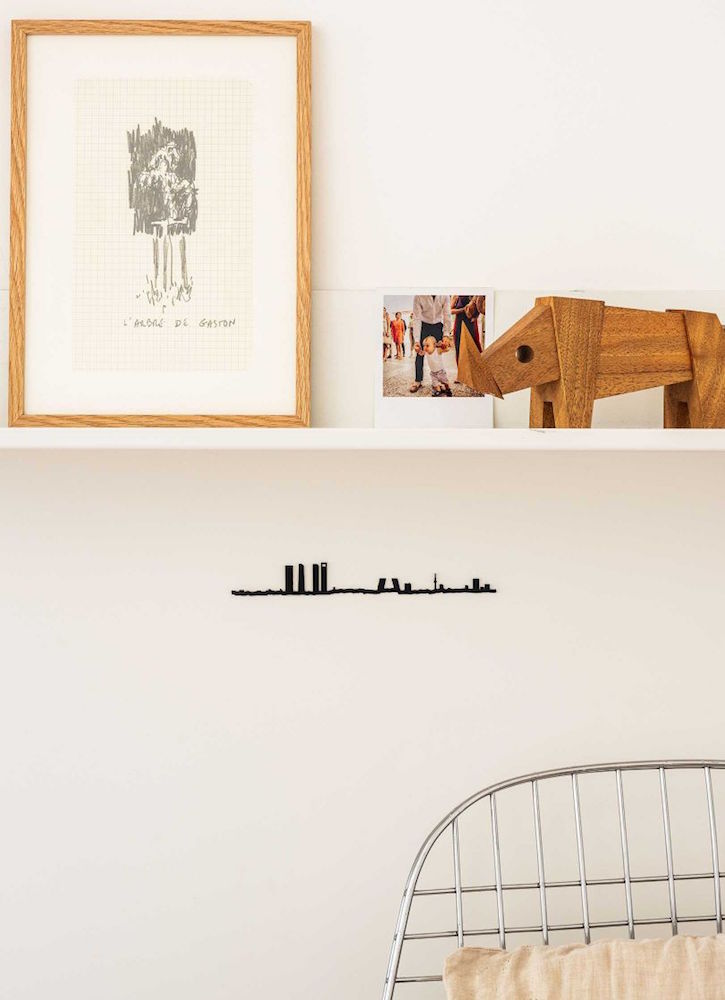The Line Mini Madrid - silhouette de ville en acier sur support cartonné 19 cm - The Line