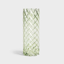 Charger l&#39;image dans la galerie, Marshmallow Green - Vase en verre tourbillon - Klevering
