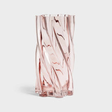 Charger l&#39;image dans la galerie, Marshmallow Pink - Vase en verre torsadé - Klevering
