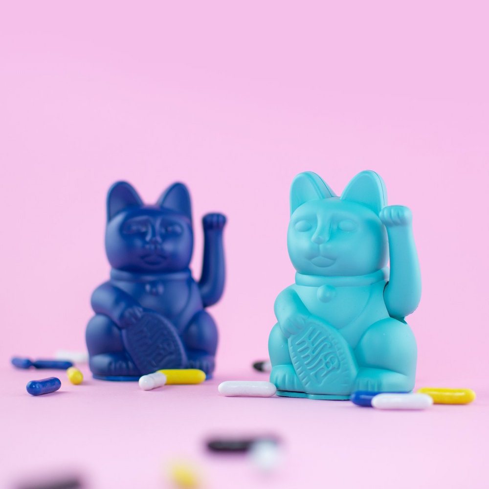 Mini Lucky Cat Turquoise - Chat porte-bohneur par Donkey