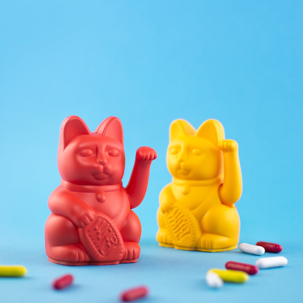 Mini Lucky Cat Red - Chat porte-bohneur par Donkey