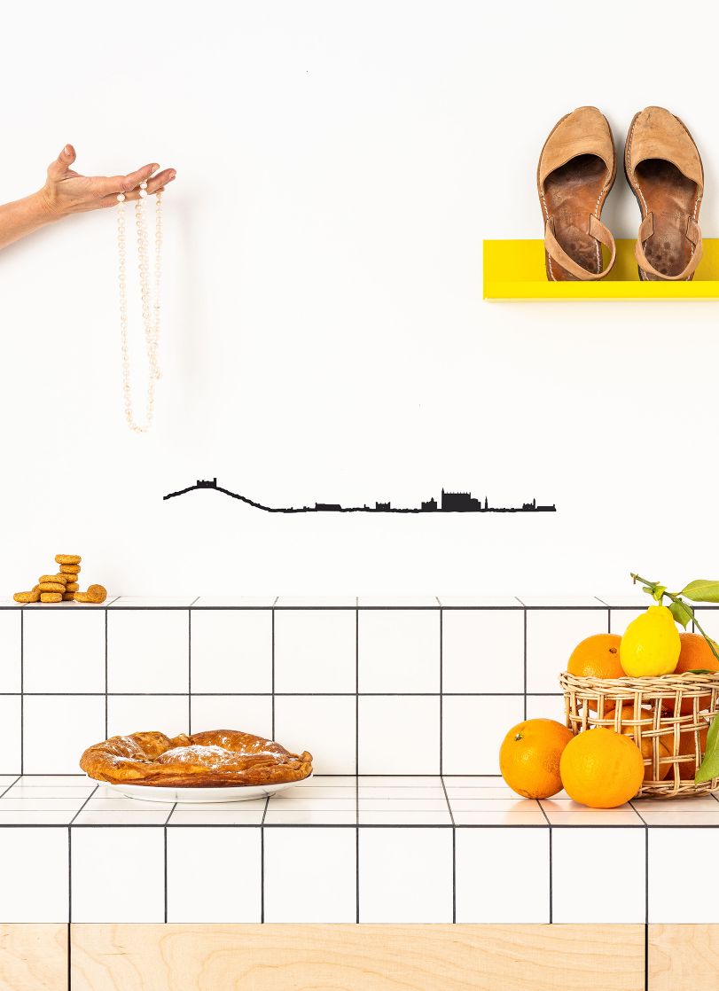 The Line Palma - silhouette de ville en acier epoxy 50cm - fabriquée en France - The Line 