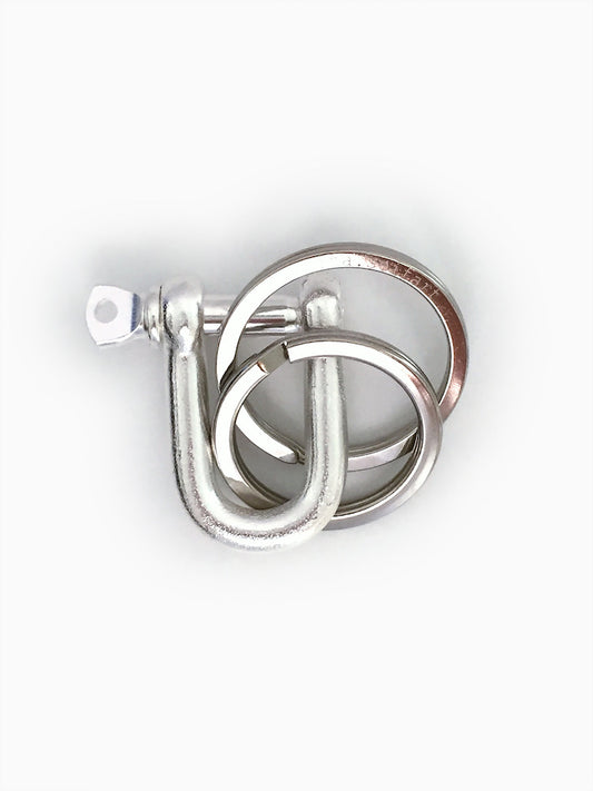 Porte-clés en argent avec manille et deux anneaux - réalisé à la main par Ina Seifart