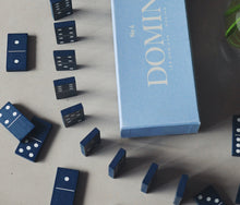Charger l&#39;image dans la galerie, Dominos - jeu de societé en bois - Printworks
