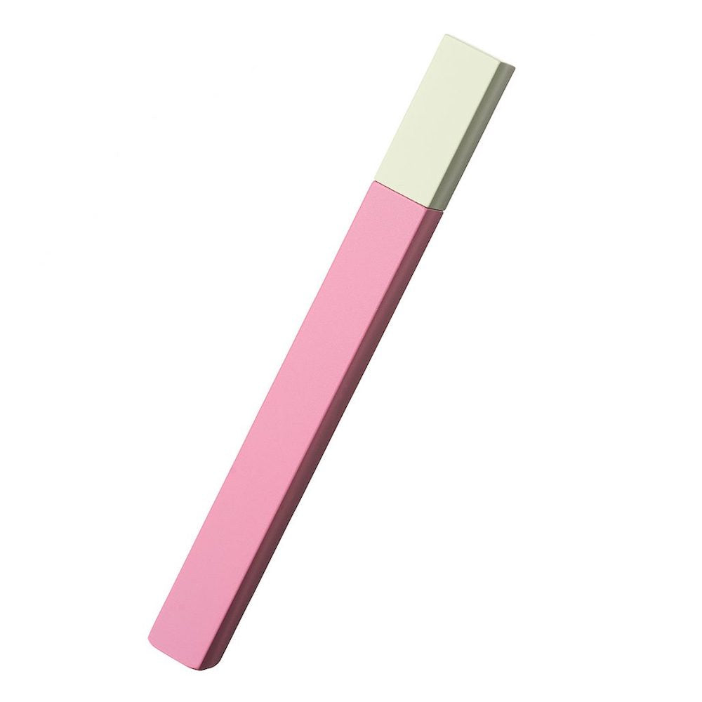 Briquet japonais Tsubota Pearl Queue Rose avec capuchon blanc